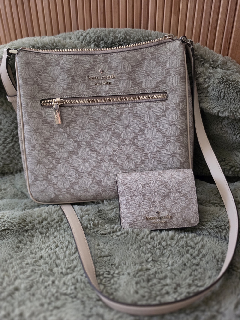 Kate Spade Floral Pebble Crossbody Bag and Wallet in Light Taupe